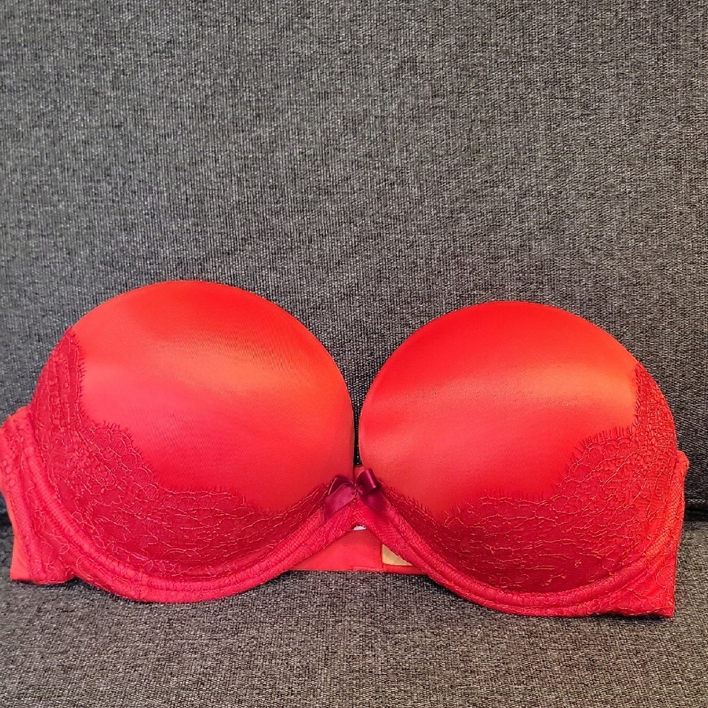 Victoria's Secret Very Sexy Strapless Red Lace Bra Size 34D